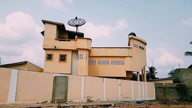 21124273_1604216872931645_1923829923_n